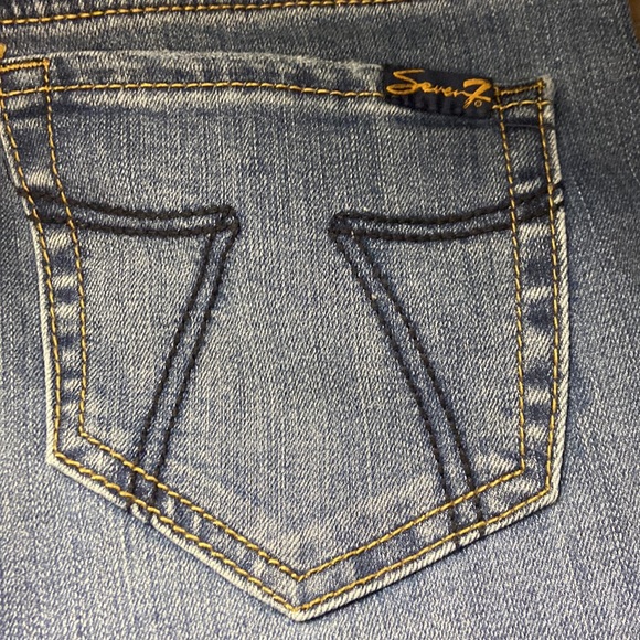 Seven 7 Jeans - frayed hem - gently worn - like new no tags - Picture 2 of 4
